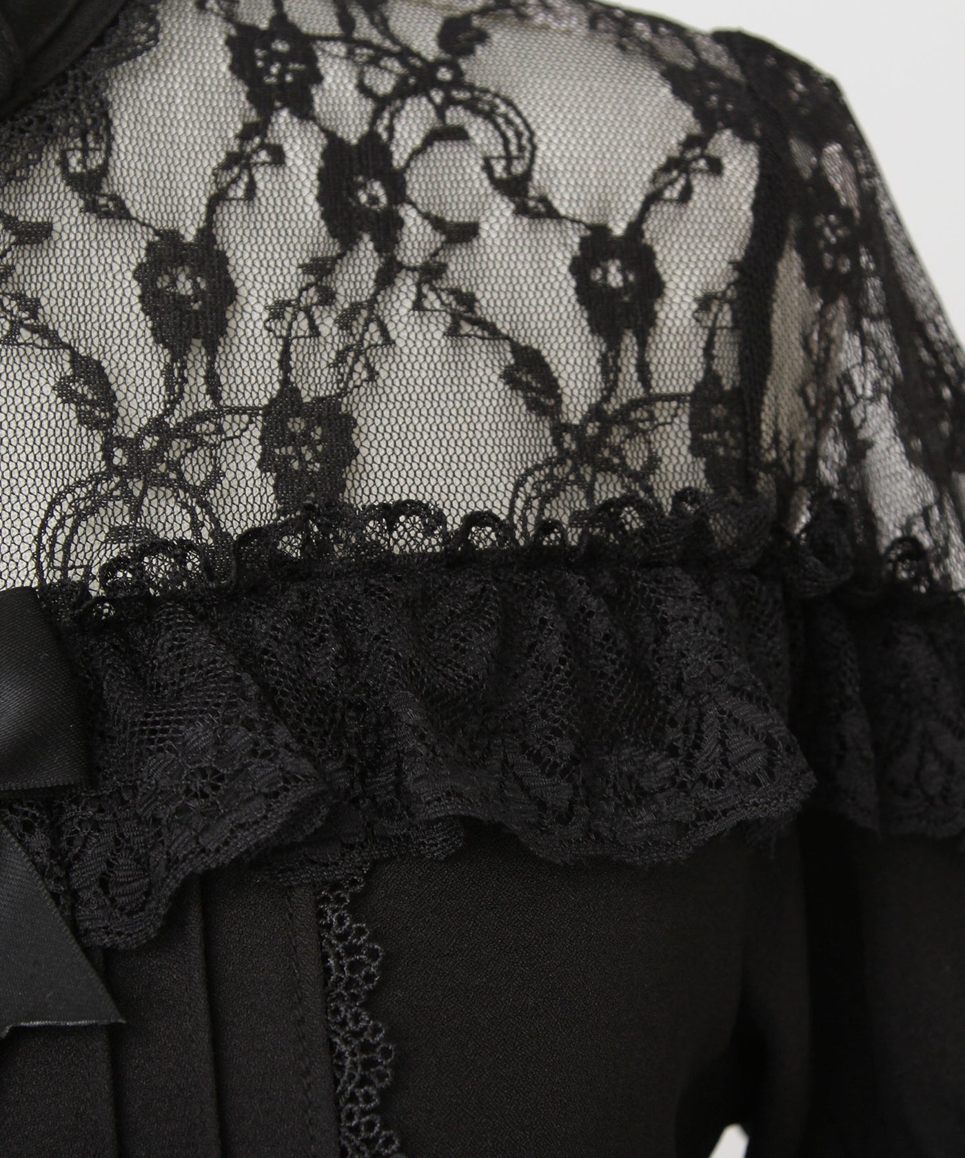 Dear My Love Whip heart bijoux ribbon blouse