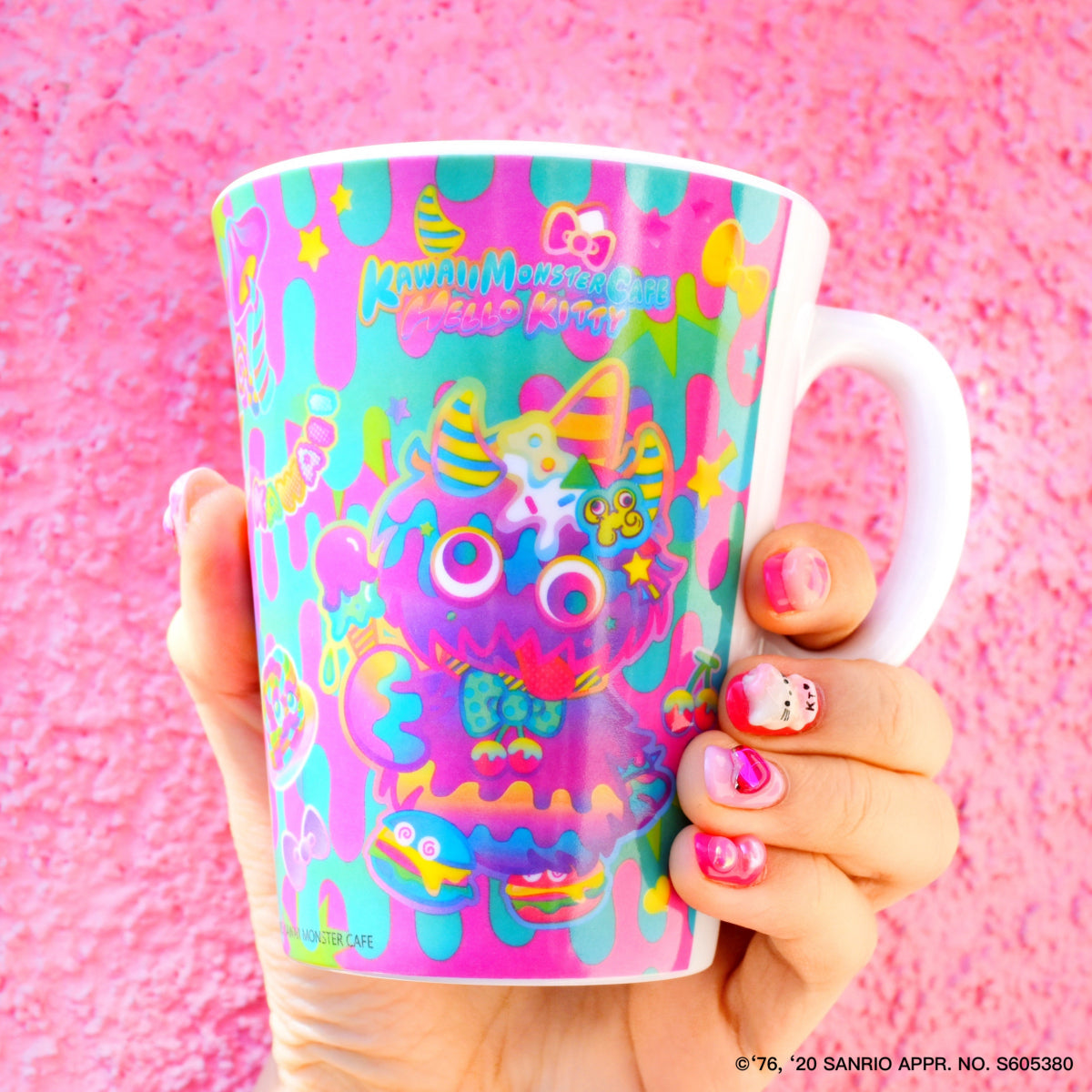 6% Dokidoki Kawaii Monster Cafe x Hello Kitty mug