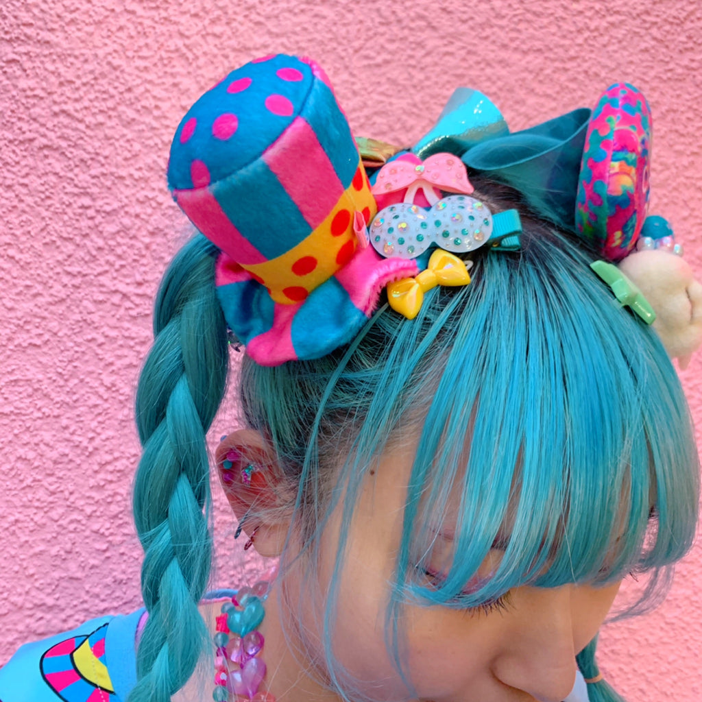 Kawaii Monster Cafe top hat hair clip